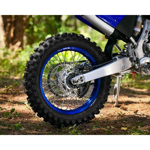 Enduro-specific wheels and tyres