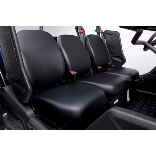 Spacious 3-seat layout