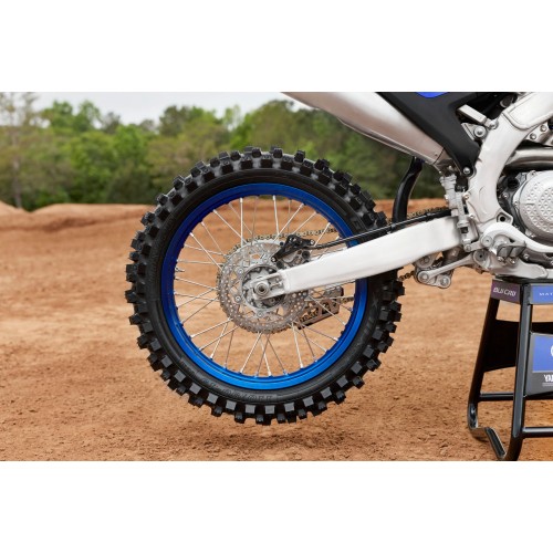 Compact rear brake system